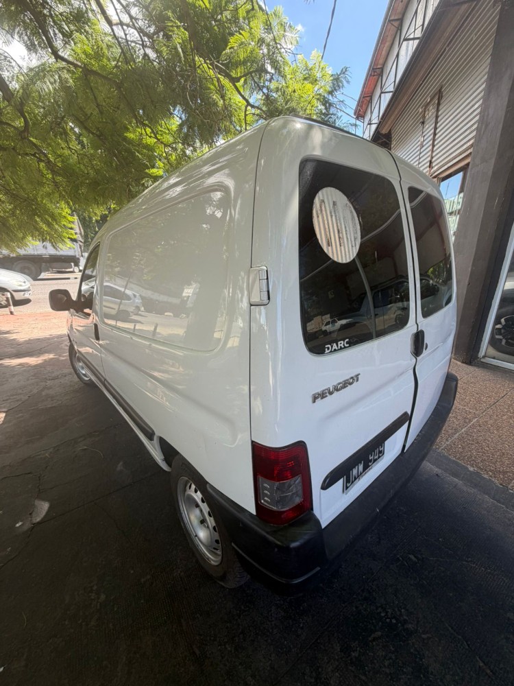 Peugeot Partner CONFORT 1.6 HDI — foto 12